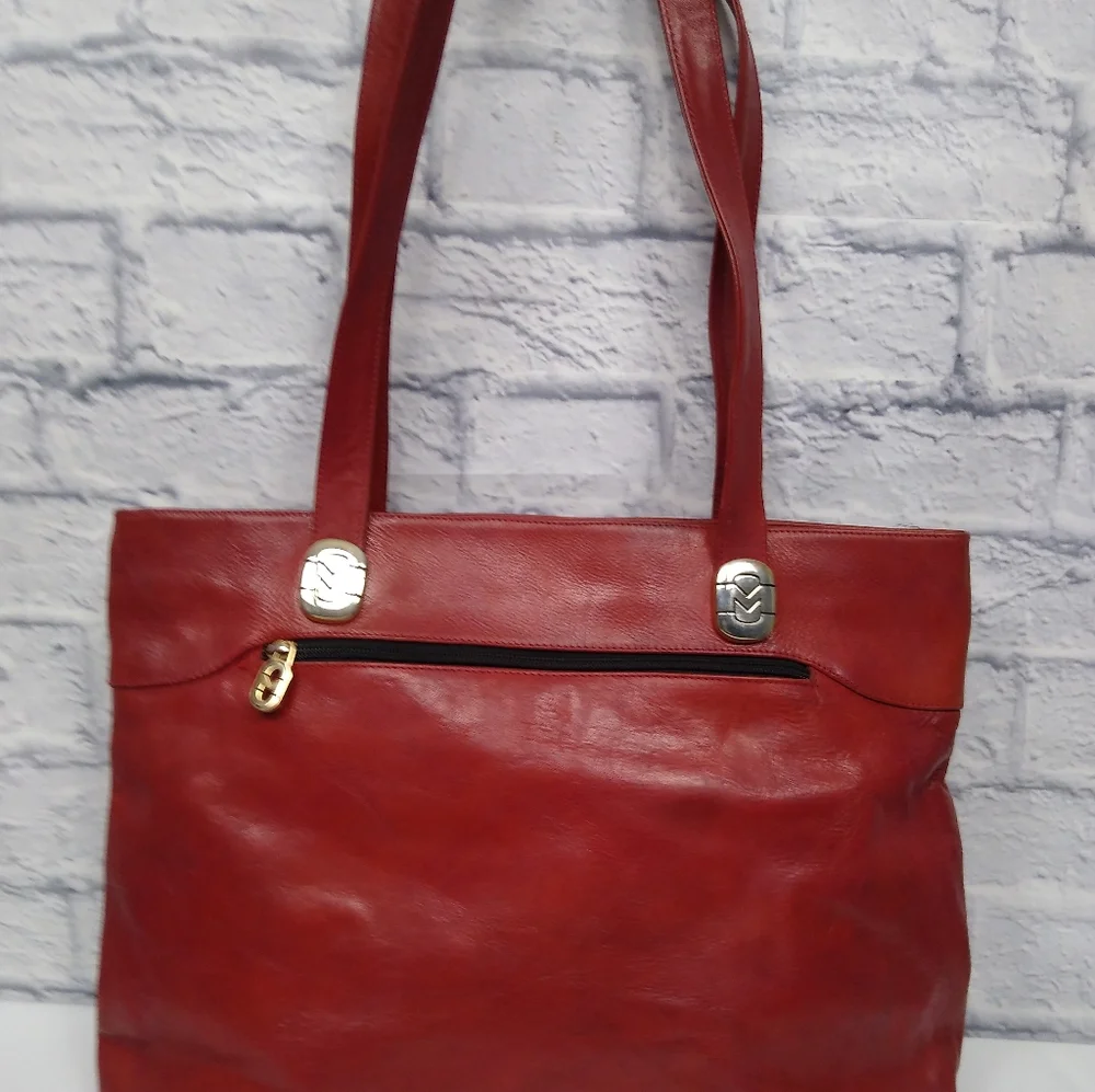 Vintage Marino Orlandi Italian Red Leather Embossed Floral Shoulder Bag - Picture 5 of 14